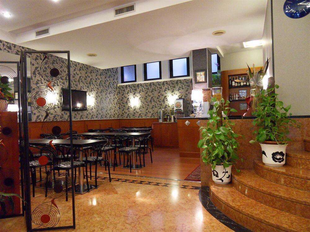 Hotel Roxy Milano Exterior foto